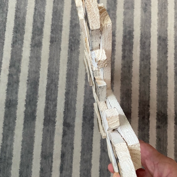 13”x13” UNIQUE ❄️🎁SNOWFLAKE— WOODEN PAINTED, DECOPAGED & SEALED MCK lovers SALE - Picture 3 of 7